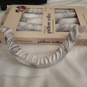 Kitsch The Satin Pillow Rollers